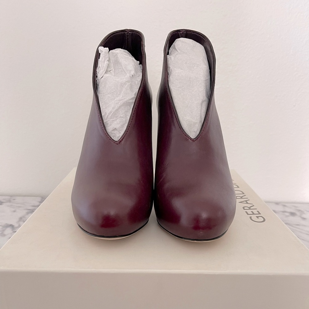 Burgundy leather booties Gerard Darel size 36 unworn with original box
